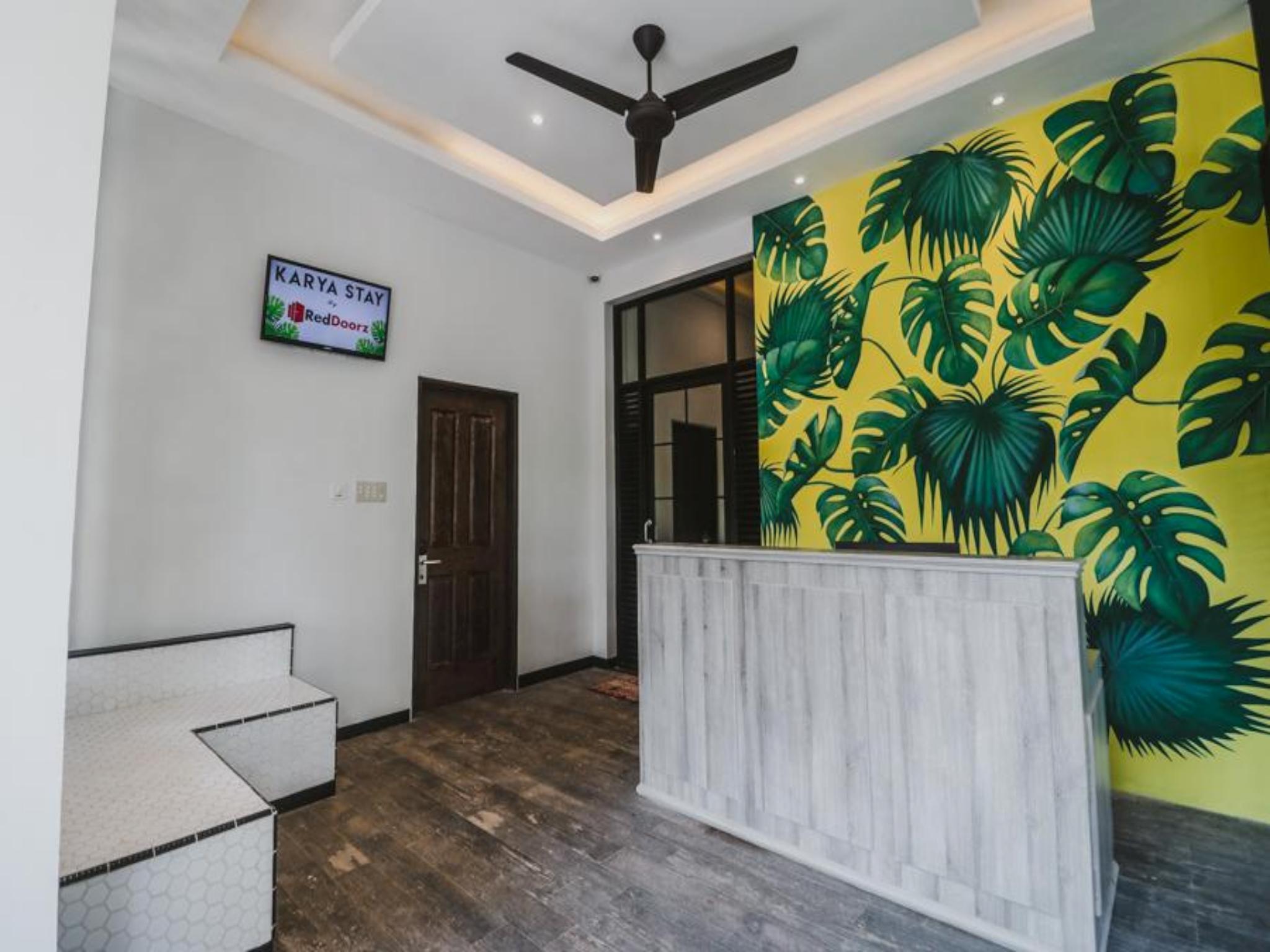 Reddoorz Plus Near Mall Slipi Jaya Джакарта Экстерьер фото